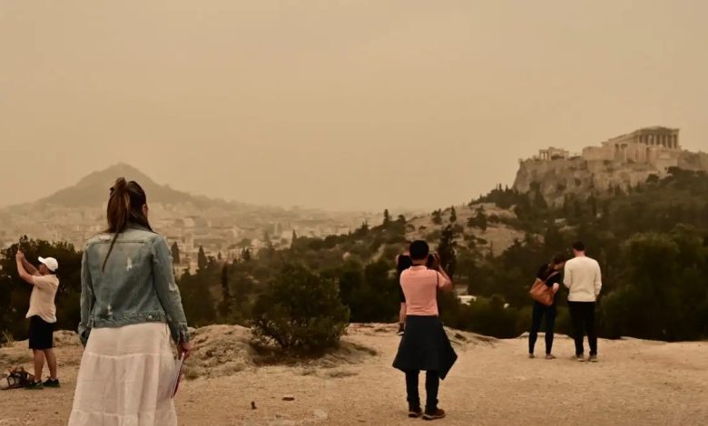 Αφρικανική-σκόνη-και-λασποβροχές-φέρνει-η-εβδομάδα-–-Σε-άνοδο-η-θερμοκρασία-μέχρι-την-Παρασκευή