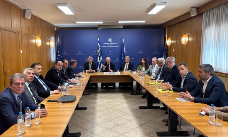 Σύσκεψη-στο-υπουργείο-για-τα-Τενάγη-Φιλίππων-–-στο-τραπέζι-λύσεις-και-αποζημιώσεις-για-τους-αγρότες