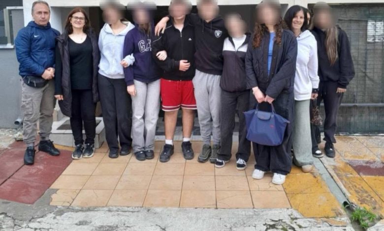 Μαθητές-του-Γυμνασίου-Περάμου-δίπλα-στους-ηλικιωμένους-μέσα-από-δράση-κοινωνικής-προσφοράς