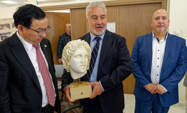 Ο-ΣΕΜΜ-Θ-στη-συνάντηση-του-Επιμελητηρίου-Καβάλας-με-τον-Πρέσβη-της-Κίνας