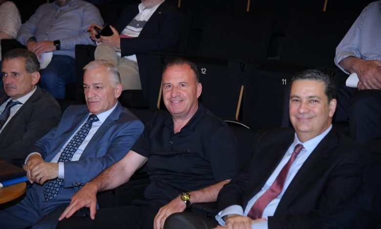 Ο-Δήμαρχος-Παγγαίου-Φίλιππος-Αναστασιάδης-στις-εργασίες-της-ΚΕΔΕ-για-τον-νέο-Κώδικα-και-τη-Συνταγματική-Αναθεώρηση