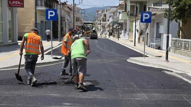 Ολοκληρώνεται-η-ασφαλτόστρωση-της-οδού-Αγίου-Νικολάου-στη-Νέα-Πέραμο