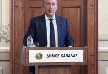 Μακάριος:-Αποκτά-κερκίδα-με-στέγαστρο-το-γήπεδο-της-Νέας-Περάμου-–-Χρηματοδότηση-397.000-ευρώ