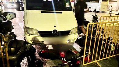 Λεωφορείο-κύλησε-χωρίς-οδηγό-στην-παραλία-της-Καβάλας-–-Έπεσε-πάνω-σε-σταθμευμένες-μοτοσικλέτες
