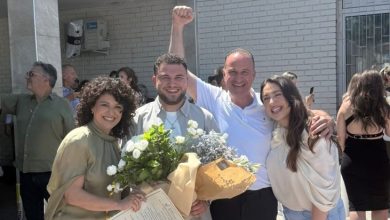 Συγκίνηση-και-χαρά-για-τον-δήμαρχο-Παγγαίου-Φίλιππο-Αναστασιάδη-–-Ο-γιος-του-Αντώνης-ορκίστηκε-και-ανοίγει-νέο-κεφάλαιο
