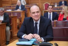 Μακάριος-Λαζαρίδης:-«Χθες,-όχι-αύριο-που-θα-είναι-αργά,-η-οικονομική-στήριξη-στους-πληγέντες-αγρότες-από-τον-περονόσπορο»