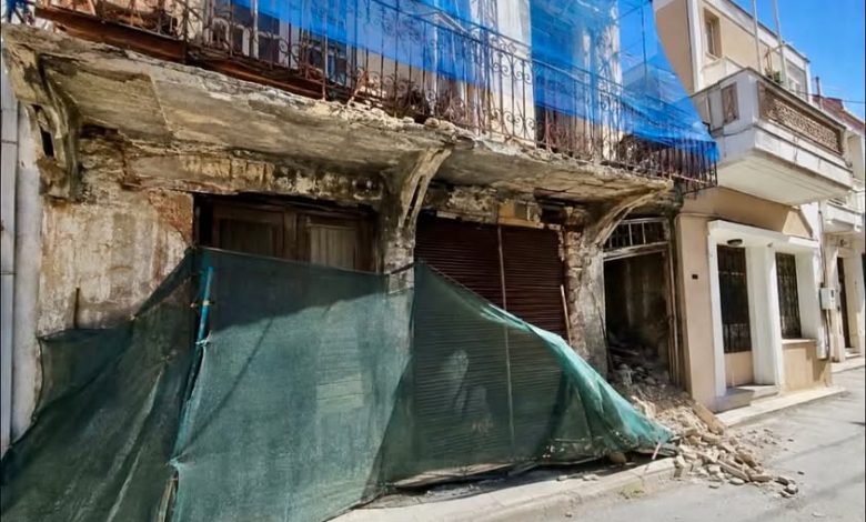 Μάκης-Παπαδόπουλος:-«Επικίνδυνα:-Δύο-καταρρεύσεις-μπαλκονιού-σε-17-ημέρες…-Η-Διοίκηση-του-Δήμου-Καβάλας-δεν-μπορεί-πλέον-να-αδιαφορεί!»