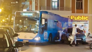 Αναστάτωση-στο-κέντρο-της-Καβάλας:-Λεωφορείο-ακινητοποιήθηκε-λόγω-παράνομα-σταθμευμένου-οχήματος