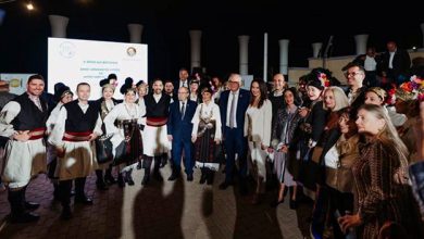 Σε-κλίμα-συγκίνησης-η-τελετή-αδελφοποίησης-των-Δήμων-Καβάλας-και-Αμμοχώστου