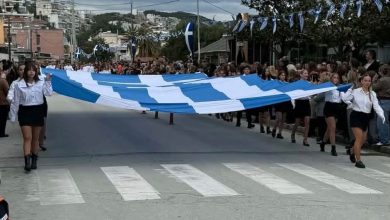 Με-επισημότητα-και-συγκίνηση-ο-εορτασμός-της-28ης-Οκτωβρίου-στη-Νέα-Πέραμο